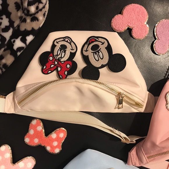 Brand new Nylon Belt Bag Fanny Pack with Disney patches ready to ship - Picture 6 of 7